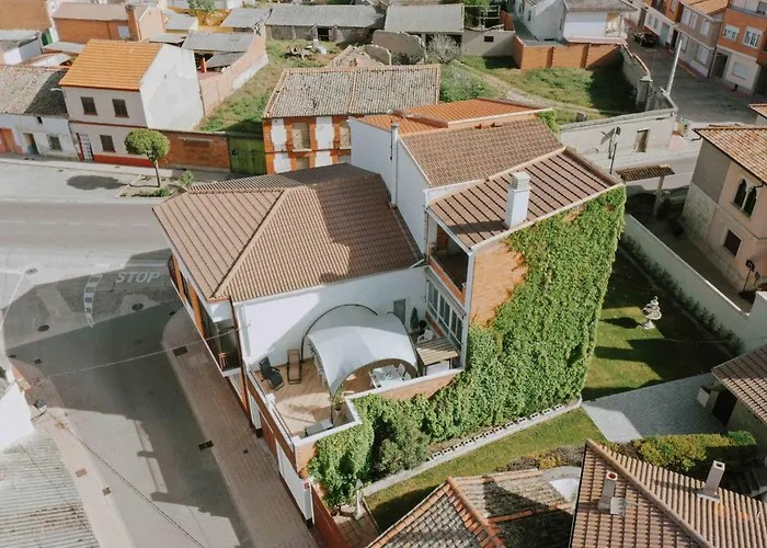 Casa Tito 펜션 Pedrajas de San Esteban